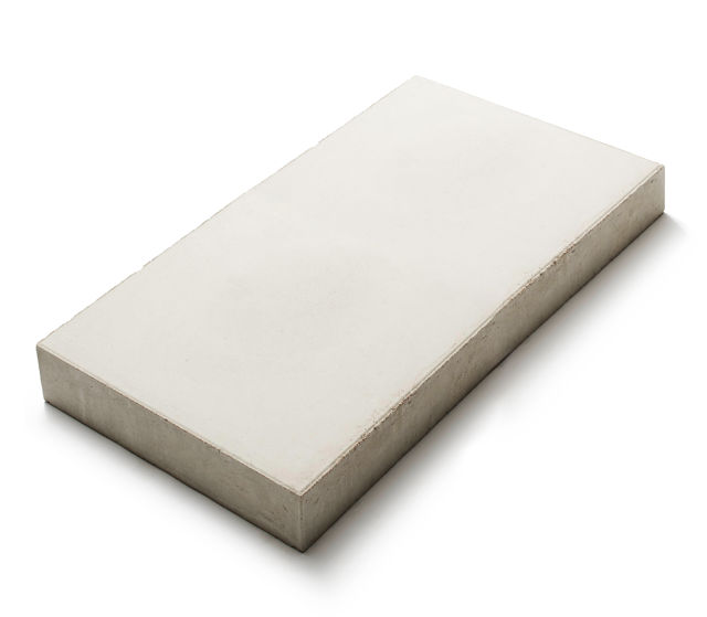 Våtpressad betongplatta Klara i naturvit;350×700×65 mm – produktfoto.
