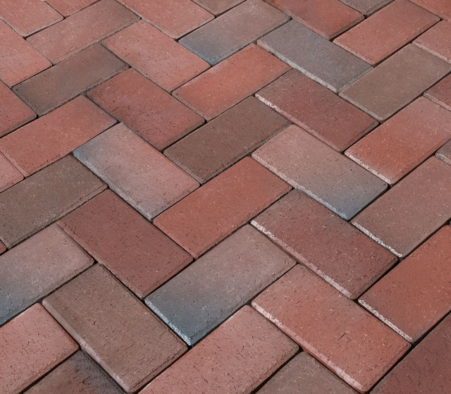 Produktbild av marktegel i rödmix. Markteglet har formatet 100x200x52 mm