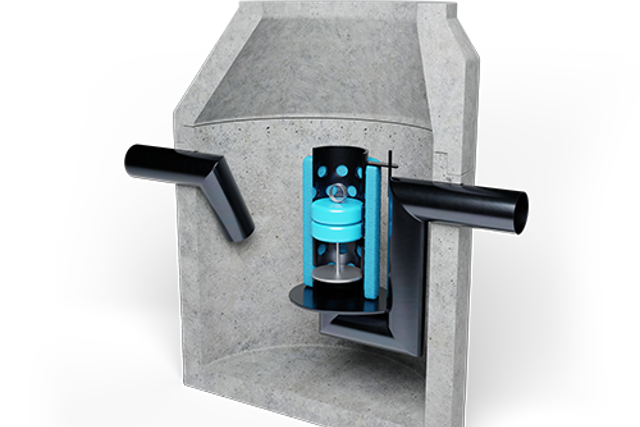 Sprängskiss av koalescensavskiljare i betongbrunn;med tydligt synliga in- och utloppsrör samt en central koalescensinsats med blå filterelement och separationskammare för effektiv oljeavskiljning.