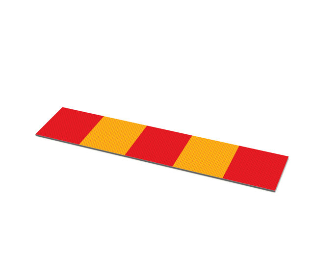 Reflexplatta till Trafistop-trafikhinder i betong. Markering i rött och gult för temporärt trafikhinder