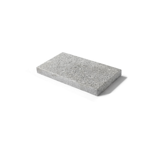 Produktbild på en granithäll med måtten 380x190x30 mm i materialet Porto grå.